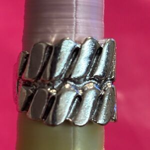 New Silver Tone Textured Mens Ring size 8.5”